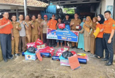 Dua Rumah di Sekayu Terbakar, Bupati Muba Salurkan Bantuan untuk Korban