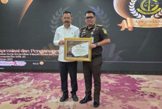 Kejari Muba Raih Predikat WBK 2025 dan Penghargaan BerAKHLAK Kejaksaan RI
