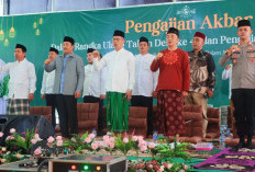 Sholawat Bergema di Sungai Lilin, Wabup Kyai Rohman Hadiri Pengajian Akbar Maulid Nabi & HUT Berlian Makmur 