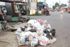 Hanya Tiga Truk Beroperasi, Bikin Sampah Menumpuk di Lubuk Linggau