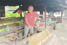 Musim Durian, Pedagang Lemang Mendapatkan Berkah 