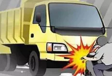 Begini Detik-Detik Kendaraan Fuso Hantam Sepeda Motor, Begini Kejadianya 