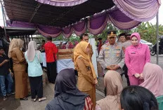 Polres Ogan Ilir Ringankan Beban Korban Kebakaran Ibul Besar III