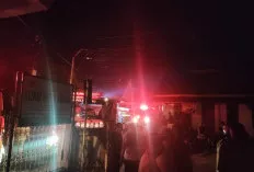 Kebakaran di Siring Agung Palembang, Dua Mobil dan Tiga Motor Hangus Dilalap Api