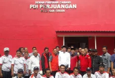 H M Toha Serius Maju Bakal Calon Bupati, Serahkan Formulir Pedaftaran, Bawa Misi Majukan Setiap Desa