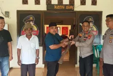 Polsek Pangkalan Lampam Terima Serahan Senpira dari Sekdes Air Rumbai 