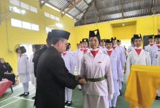 Camat Sanga Desa Kukuhkan 33 Anggota Paskibra HUT RI ke-80