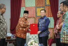 Sah! Muba Terima SK Tuan Rumah Porprov dan Peparprov Tahun 2025, PJ Bupati Muba : Ini Momentum Percepat Pertum