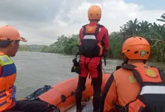  Pemain Angklung Keliling Tenggelam di Sungai Musi, Tim SAR Lakukan Pencarian Intensif