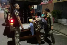 Satpol PP Muara Enim Tertibkan 9 Orang Terlantar di Kawasan Pasar