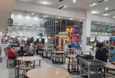 Pengunjung Mall Masih Sepi di Hari Pertama Lebaran