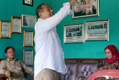 Puluhan Tahun Rumah Dinas Kades Epil Tidak Pernah Direhab, Atap Banyak Bocor
