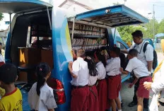 Kerahkan Mobil Perpustakaan Keliling, Tingkatkan Kegemaran Siswa Membaca 