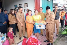 Fauzan Berikan Bantuan ke Korban Kebakaran di Kelurahan Tanjung Kupang