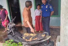 Rumah Panggung di Serigeni Lama Ludes Terbakar, Tiga Motor Ikut Hangus
