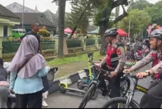 Jaga Kondusifitas, Personel Polda Sumsel Kunjungi Tempat Keramaian dengan Bersepeda