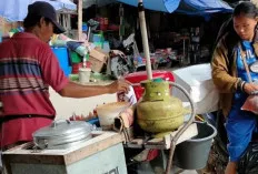 Jual Pentol Kuah Seharian, Segini Omzet yang Didapatkan 