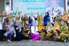 Pimpin Rapat Persiapan Peringatan Hari Ibu ke-95