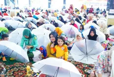 Semarak Lomba Melukis Payung 