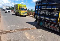 Waspada! Lubang Oprit di Jembatan Duplikasi Sungai Lilin Muba Bahayakan Pengguna Jalan, Segini Besarnya 
