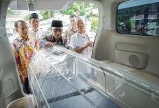 Demi Melayani Masyarakat, Pj.Bupati Muba Serahkan Mobil Jenazah