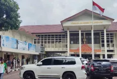 Mantan Gubernur Sumsel Periode 2003 Hadir Pada Sidang Kasus Korupsi Dana Hibah KONI, Ada Apa?