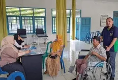 Dinsos Muba Kunjungi Panti Jumpo 