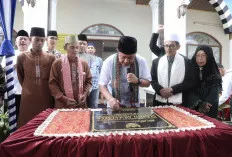 Gubernur Tandatangani Prasasti  Peresmian Masjid As-Salman Kelurahan Sukarami Palembang