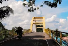 Jembatan Teluk, Menjadi Saksi Bisu Masyarakat 
