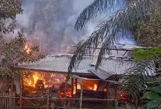 Satu Rumah Warga di Desa Kertajaya Sungai Keruh Terbakar, Diduga Akibat Konsleting Listrik