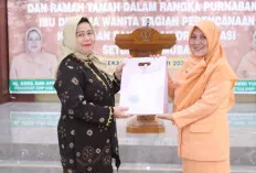 Peduli Masyarakat Terdampak Banjir, DWP Setda Muba Salurkan Bantuan