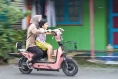 Benarkah Motor Listrik Lebih Irit dan Ramah Lingkungan, Dibandingkan Motor Bensin?