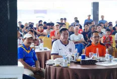 Rayakan Euforia Piala Dunia 2026, Bupati Muba Toha Tohet Ajak Ratusan Warga Nobar dan Berbagi Hadiah