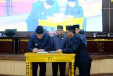  Bupati Toha Sampaikan Rancangan KUA-PPAS 2026 di Rapat Paripurna DPRD