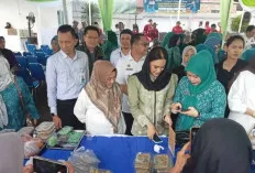 TP PKK Kemuning Kota Palembang Menggelar Pasar Bedug