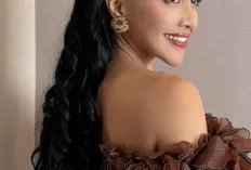 Bangga Berbusana Tradisional, Denada Punya Banyak Koleksi Kebaya dan Kain Nusantara
