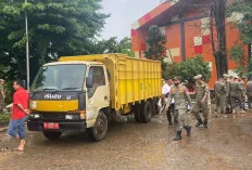 Puluhan Pedagang Taman Kota Banyuasin Direlokasi 