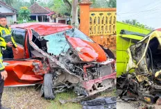 Tabrakan Calya dan Truk di Jalinsum Muratara, Satu Orang Tewas