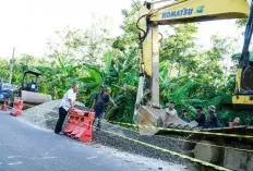 Gerak Cepat Pemkab Muba Atasi Perbaikan Akses Jalan Negara yang Jebol