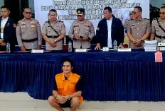 Mantan Kades Suka Menang Tersenyum Saat Jadi Tersangka Korupsi Rp744 Juta