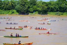 56 Perahu Ketek Adu Cepat di Sungai Musi, Hadiah Utama Rp 5 Juta Plus Mesin Ketek