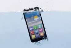 Takut Air? Ini 5 Smartphone Anti Air Terbaik 2024 untuk Aktivitas Outdoor Anda!