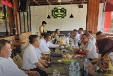 Kasat Lantas Polrestabes Palembang Adakan Pertemuan dengan Pengusaha Angkutan Truk 