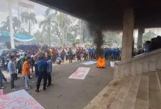 Ribuan Mahasiswa Sumsel Geruduk DPRD, Tolak Revisi UU TNI dan Desak Pengesahan UU Perampasan Aset  