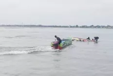 Insiden Speedboat Terbalik di Tanjung Senai Ogan Ilir Viral, Polisi Pastikan Tidak Ada Korban Jiwa