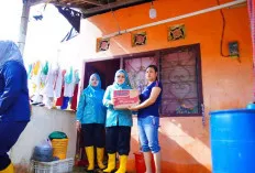TP PKK Muba Salurkan Ratusan Paket Sembako Pada Korban Banjir