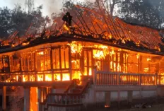 Rumah Warga Lais Utara Terbuat dari Kayu Hangus Terbakar, Ini Penyebabnya!