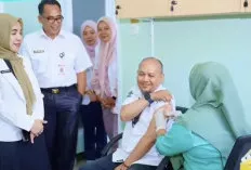  Dinkes Muba Gelar Imunisasi MR untuk Ribuan Nakes di Tiga RSUD