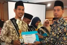 Menjadi Inisiator Dalam Pelestarian Lingkungan, M Ali Raih Penghargaan Pelestari Lingkungan 