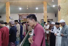 Usai Salat Tarawih Berjamaah, Petugas dan Warga Binaan Lapas Sekayu Isi dengan Tadarus Alquran